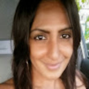 Meet your Posher, Yasmine